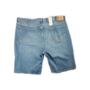 Levi Strauss Signature Men’s Denim Shorts Size 42 Blue Jean Relaxed Fit NWT